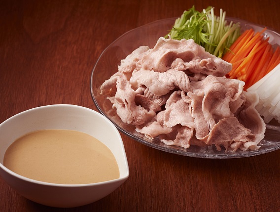 ピリ辛ゴマダレでいただく~ 細切り野菜の冷しゃぶサラダサラダコスモの おいしい発芽野菜レシピ