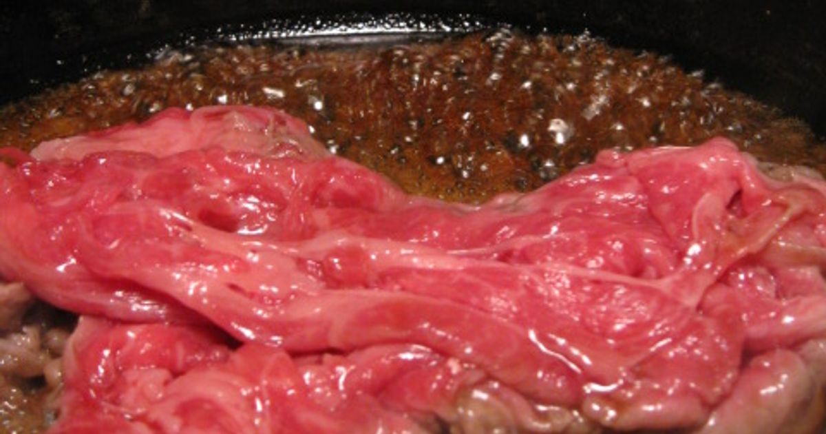 至福のすき焼き体験 すき焼きのタレ 1本 すき焼き 黄金 比率 割り下 わりした たれ 関西 の タレ 市販 簡単 素 だし おすすめ 人気 美味しい高級 レシピ 作り方 材料 味付け 調味料 甘め 牛肉 豚肉 黒毛和牛 本醸造濃口醤油 本みりん お鍋 かつおぶし 肉じゃが 牛丼