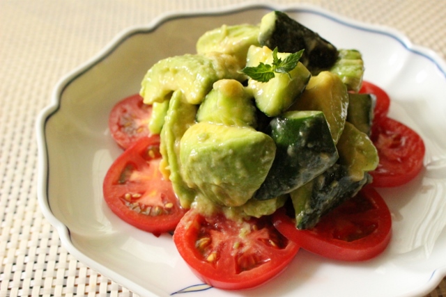 アボカドソースのサラダ 副菜