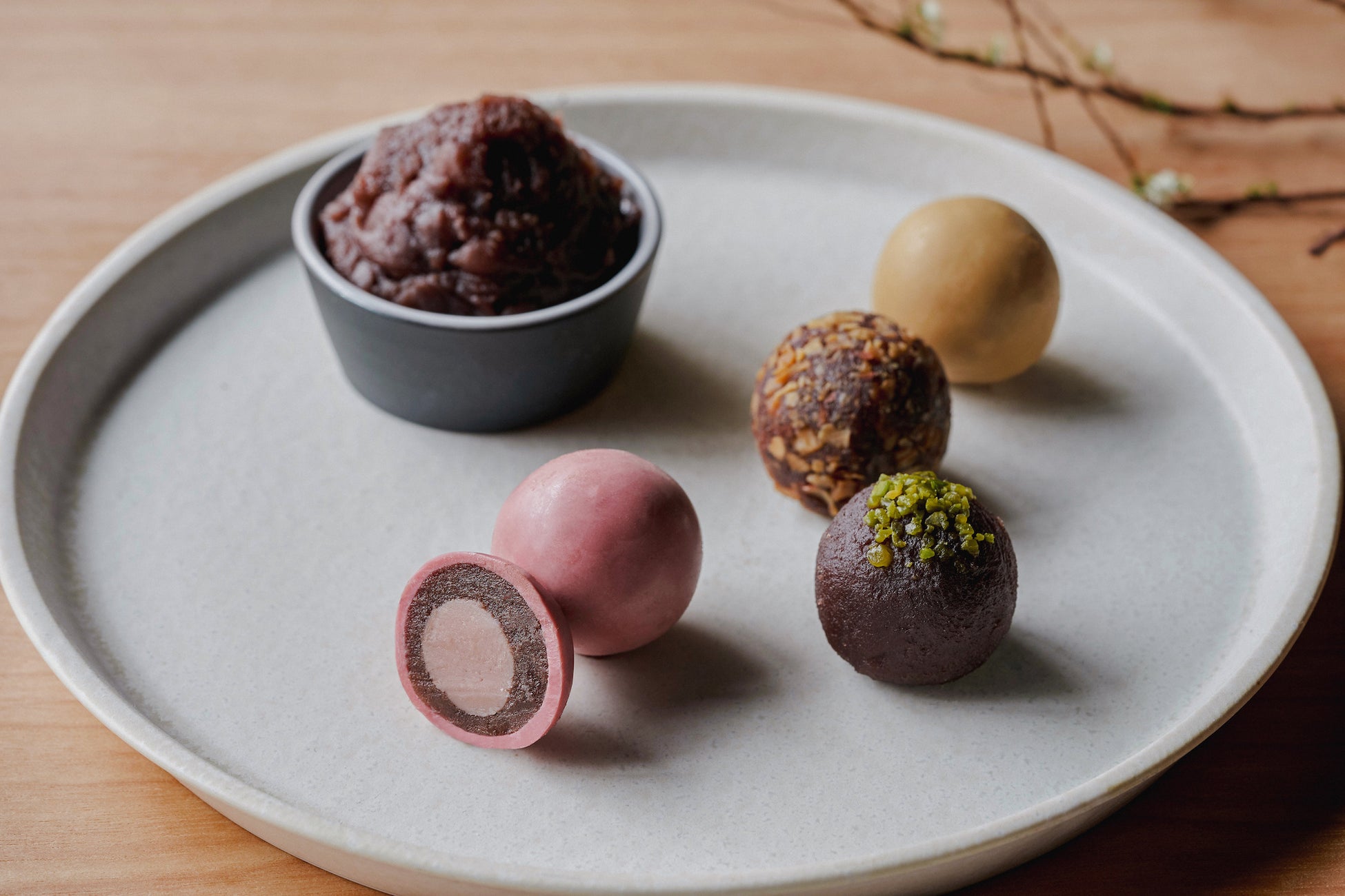 糸寒天あんこ玉 - 海水100％ 天日と平釜 日本の伝統海塩 ｢海の精 うみのせい ｣