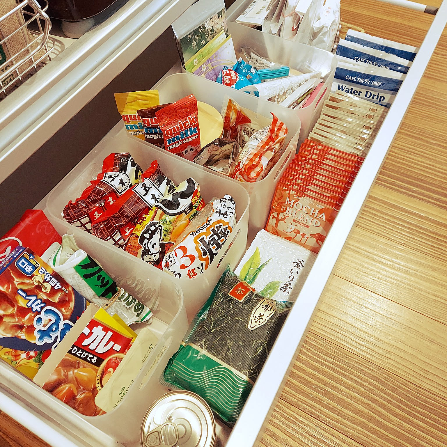 取り出しやすく、管理もらくらく。買いすぎを防げる「食品ストック」の収納術キナリノ