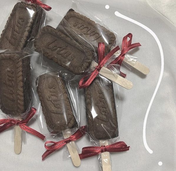 8 件の「 Wrapping ブラウニーのラッピングBrownie」のアイデアを今すぐ保存ラッピング、ブラウニー、チョコレートのラッピング など