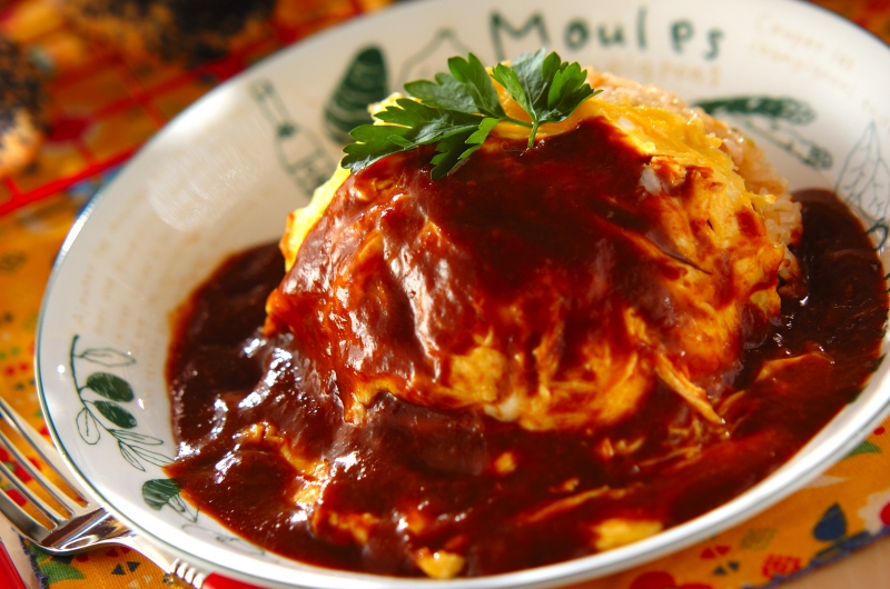 万能味ソースでレンチンふわとろオムライス