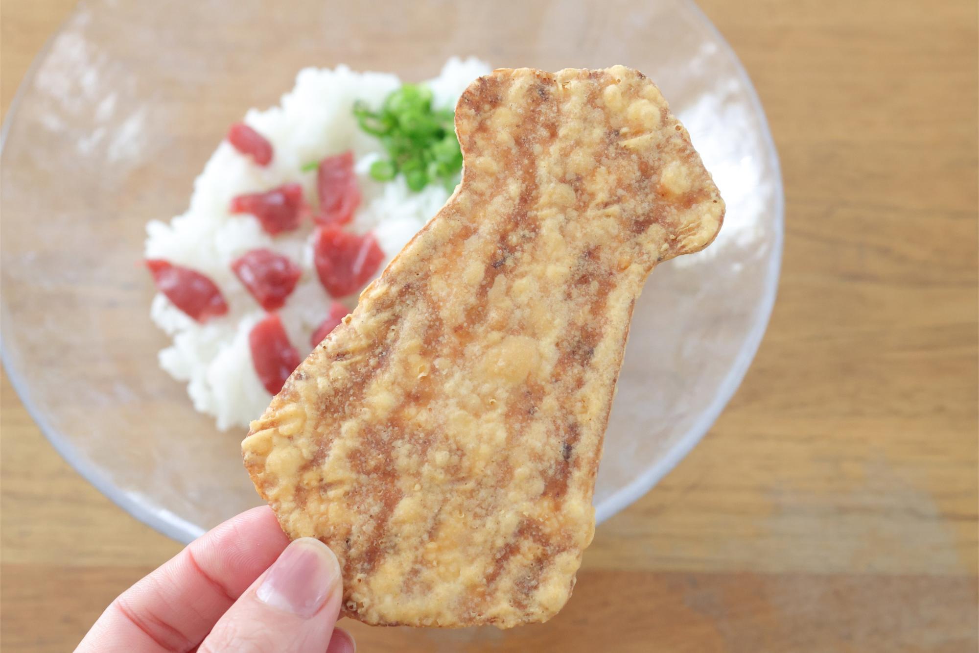 梅おかかおにぎり 地域限定コンビニおにぎり再現レシピ・作り方Tasty