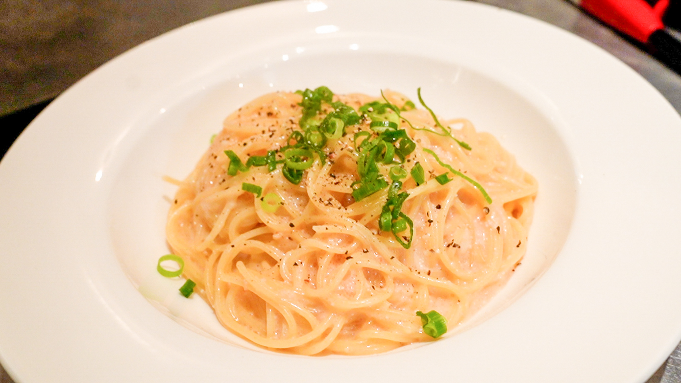 ワンパンで簡単！もっちもちたらこクリームパスタ🍴 生パスタ風のもっちり食感♡ 牛乳で簡単に作れるたらこクリームが美味しい✨️ フライパンでTikTok