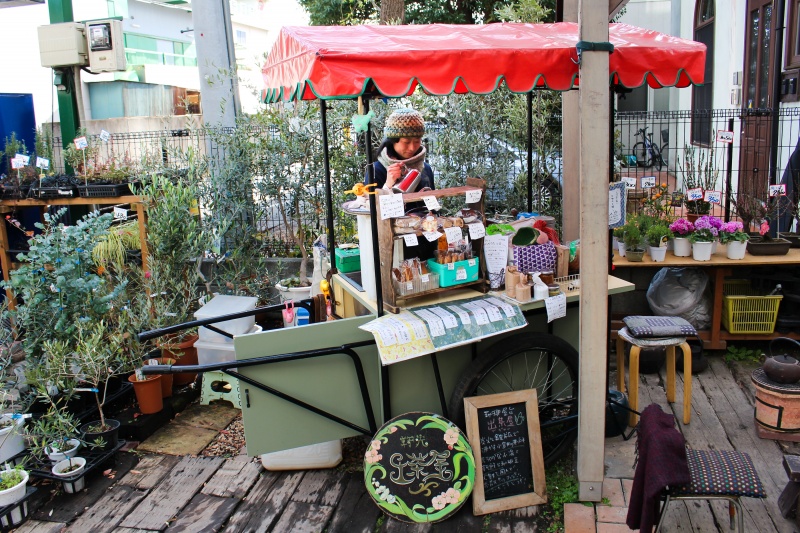 珈琲屋台ひばり屋の期間限定「ほろ酔いモーニング＆夜ひばり」よみもの沖縄CLIPあなたの沖縄旅を豊かにする体験予約サイト・観光情報メディア