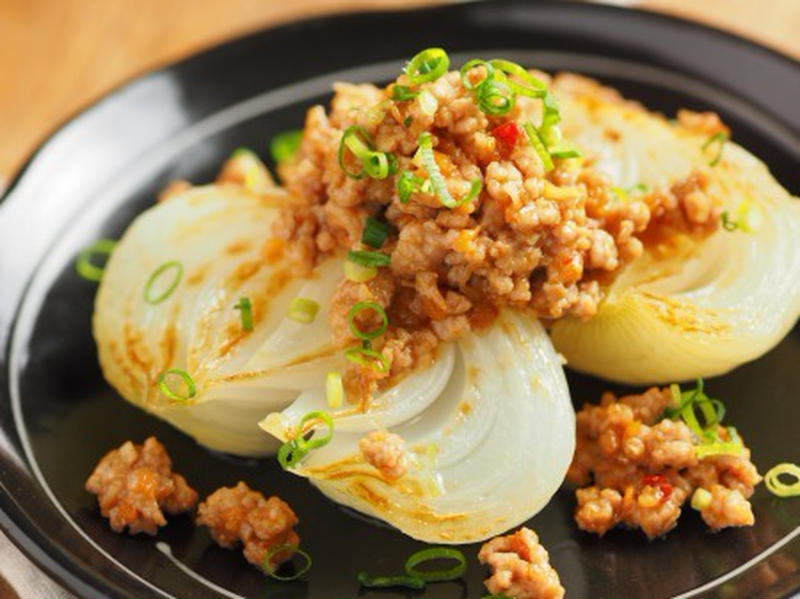 丸ごと玉ねぎの肉詰め