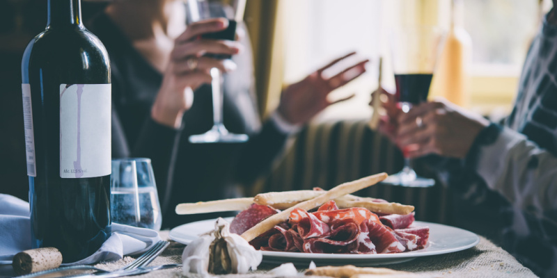 居酒屋 注文しなくても出てくる、居酒屋の「お通し」とは？ - 日本の観光メディアMATCHA