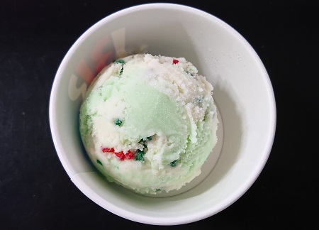 サーティワンアイスの新作！ポッピングシャワーチョコの魅力とは