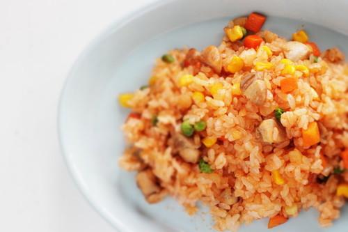 チキンライスのレシピ 作り方：白ごはん.com