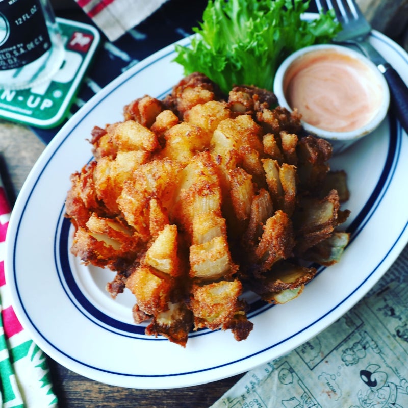 丸ごとカリっと♪花咲く玉ねぎフライ