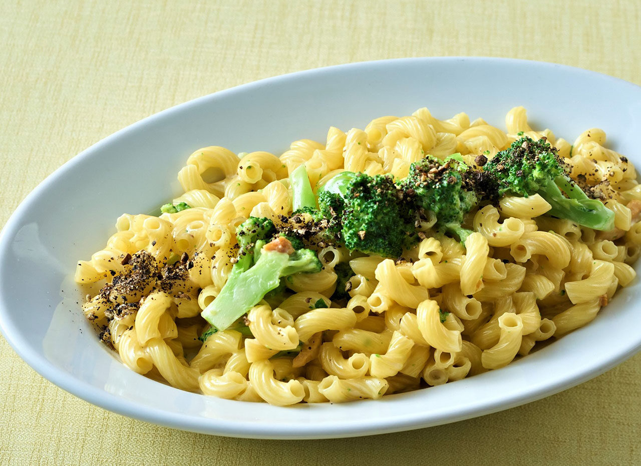 ポテトサラダが大活躍！ポテマカオムレツ