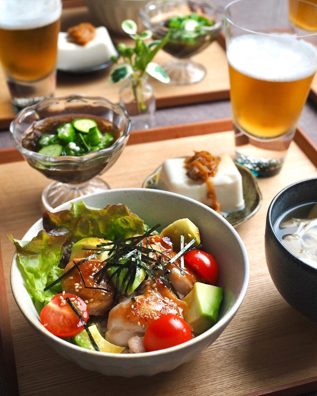 まろやかさにやみつき！「鶏むね肉×アボカド」おかずレシピフーディストノート