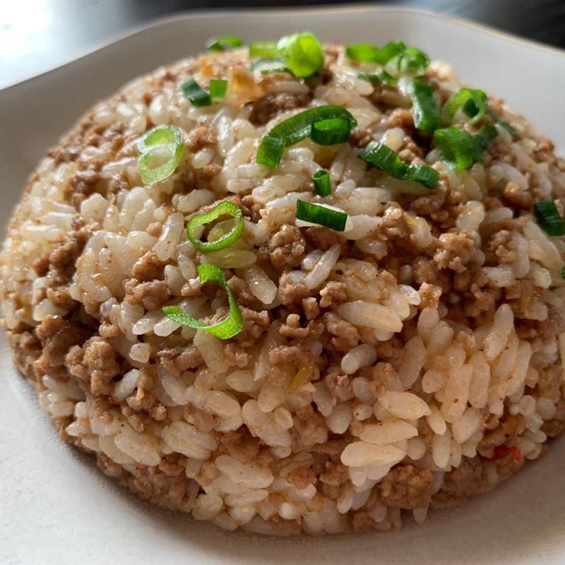 節約ランチ！挽き肉で焼き肉チャーハン☆