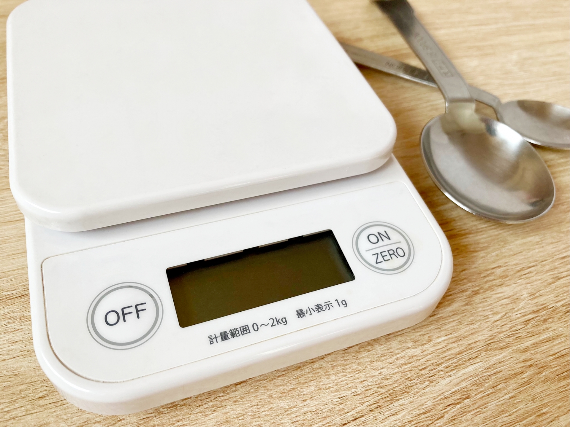 重量表共立食品株式会社