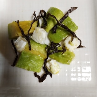 アボカドとクリームチーズの塩昆布ポテサラ