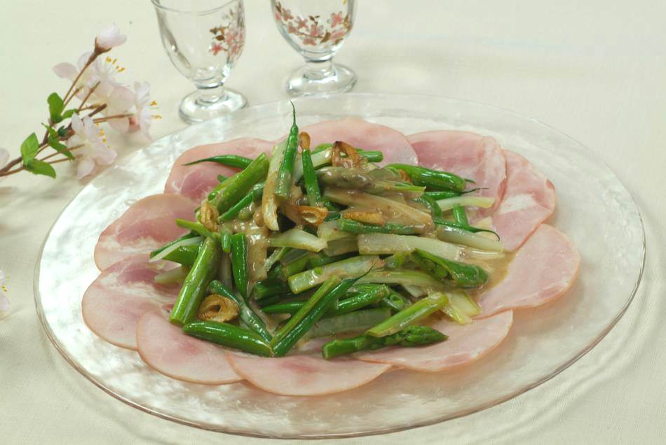 生ハムのおいしい食べ方をチェック！基本からアレンジレシピまでHANKYU FOOD おいしい読み物フード 食品・スイーツ 阪急百貨店公式通販HANKYU FOOD