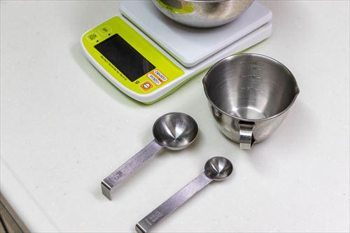 調味料別の大さじ・小さじの重量・何グラムかの一覧表：白ごはん.com