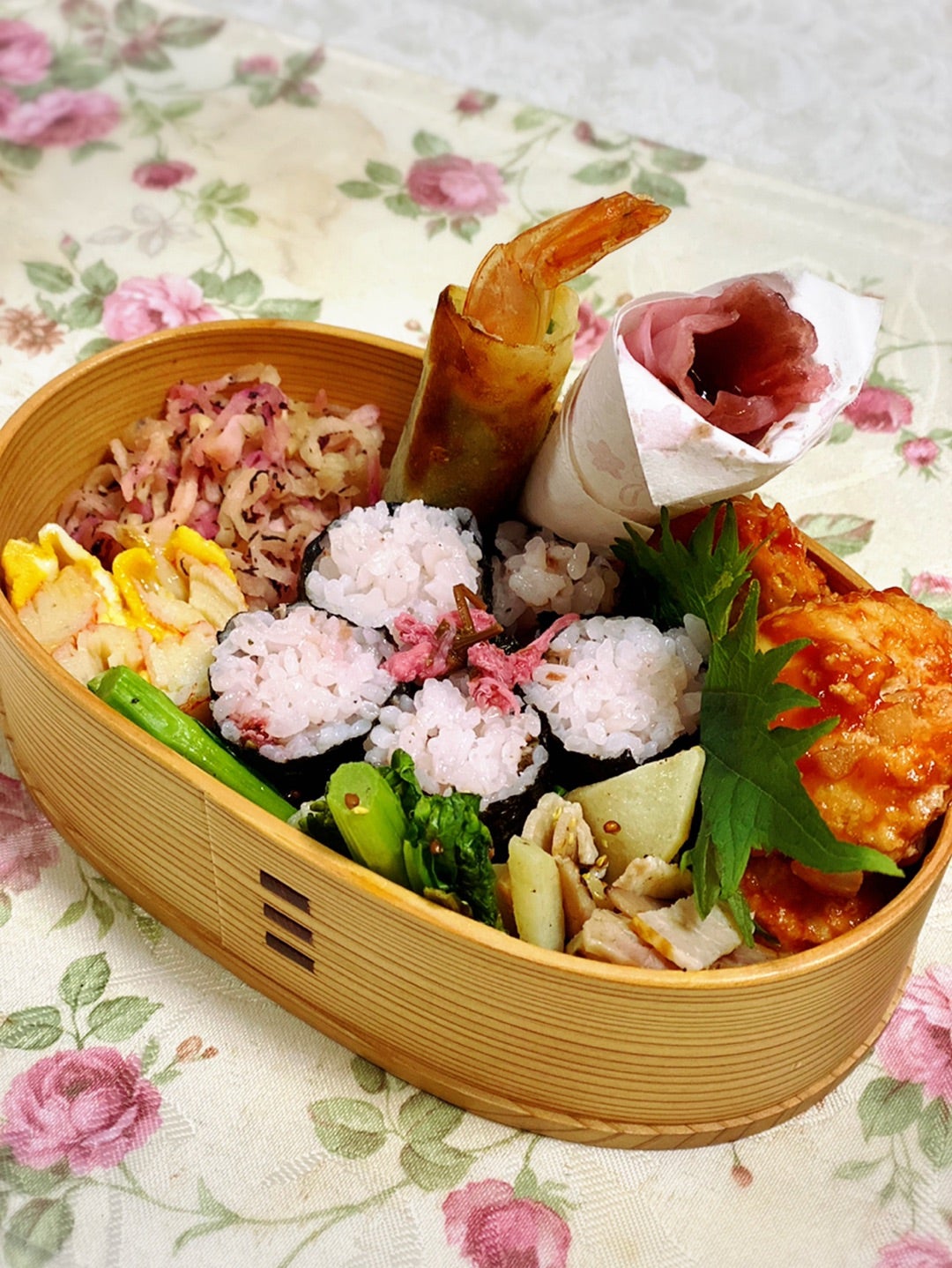 新たに「アイシングクッキー」「いくらご飯」「生肉」「復讐弁当」 食品サンプルのiPhoneケース: J-CAST トレンド