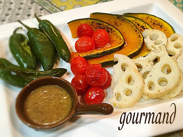 業務スーパー おしゃれ料理も簡単に、アンチョビペーストが万能！イエモネ