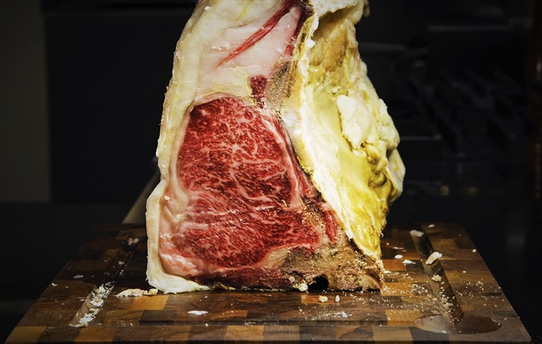 新製品 京都府産の豚肉で弊社独自の熟成手法である「氷結熟成」させた「京乃雪豚」を販売いたします。司フーズ・システム株式会社のプレスリリース