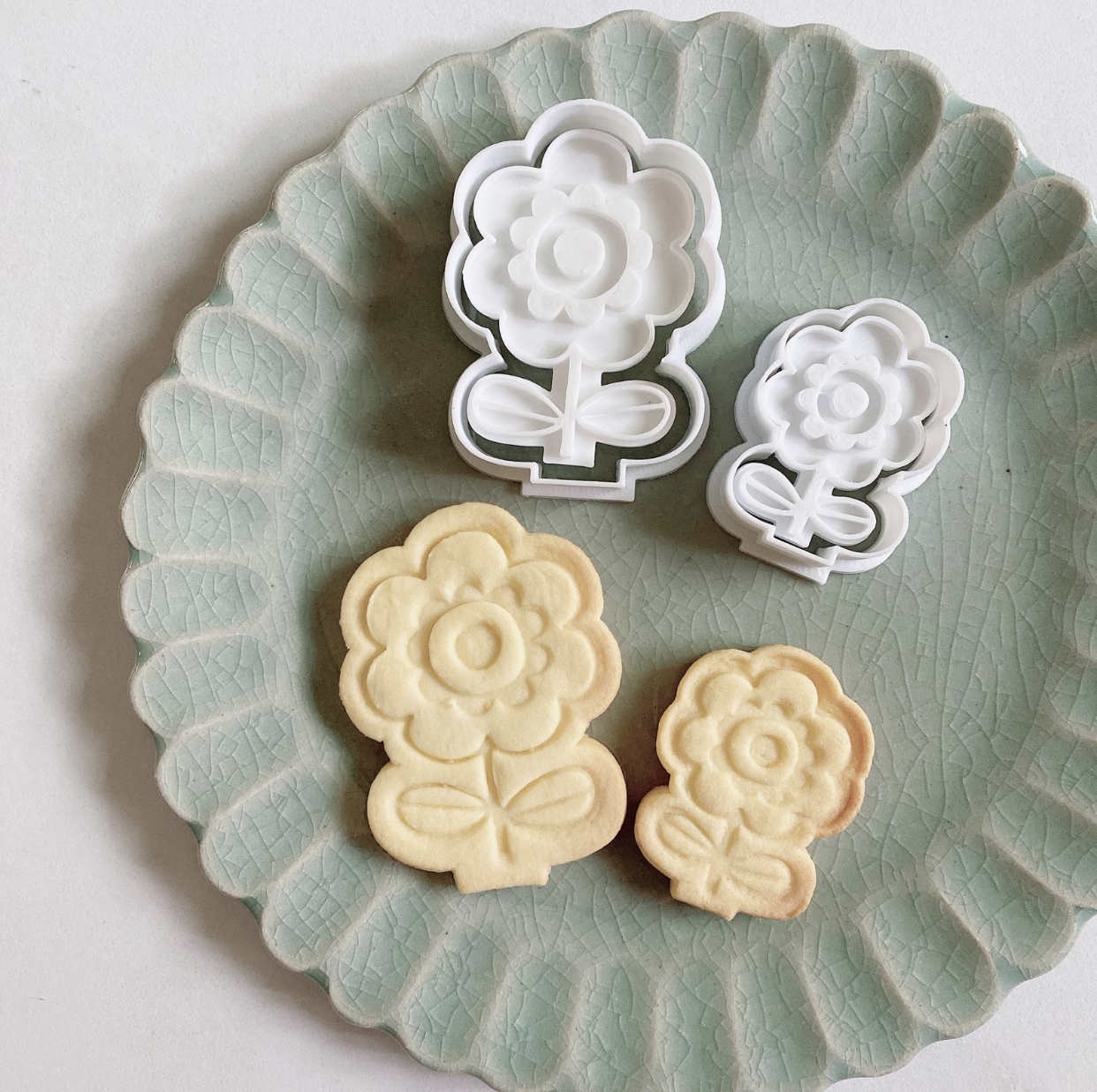 cotta クッキー型 フラワーバレンタインのクッキー型お菓子・パン材料・ラッピングの通販 cotta＊コッタ