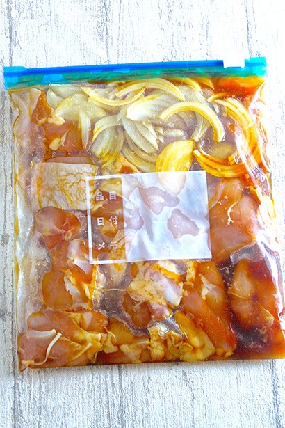 親子丼を冷凍するならこうして！食感が悪くならないおいしい保存方法 - macaroni