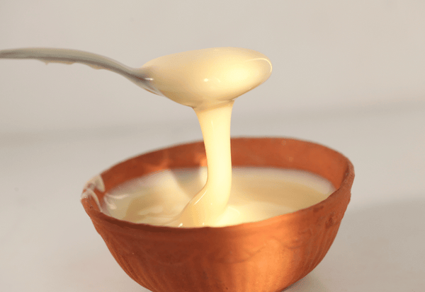 簡単自家製練乳レシピ🍓