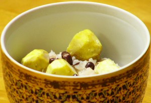 贅沢な一品♪ 栗入りお赤飯