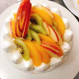 型なしカンタン！いちごのホールケーキ