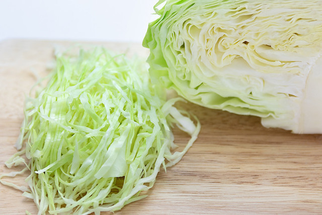 意外 市販の千切りキャベツは冷凍可能！効果的な保存法とアレンジ - くらしの小箱