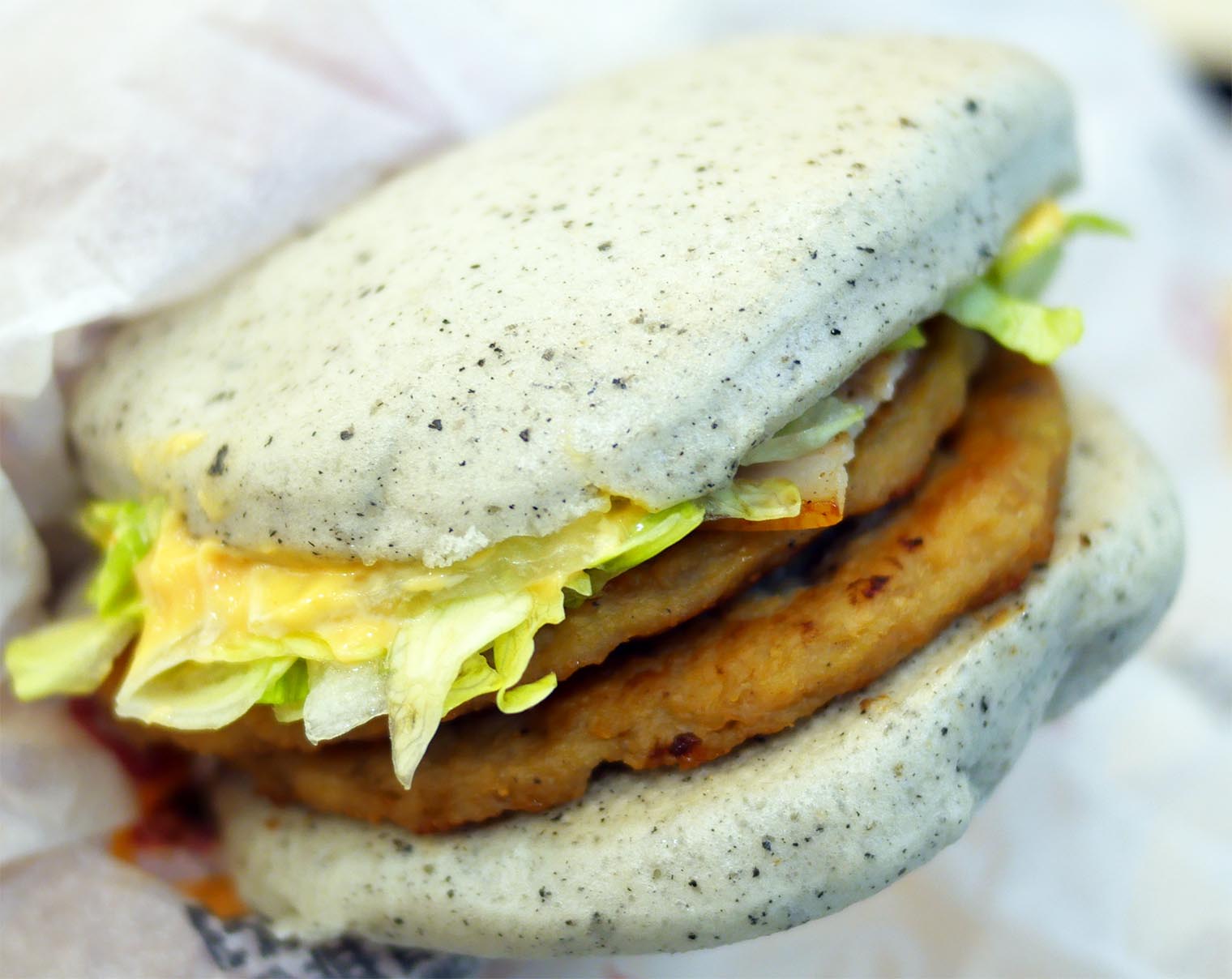 マクドナルド、ハワイアンバーベキューポークを食べてみた！2015 2 13 金 〜2 19 木: KNN KandaNewsNetwork4knn.tv