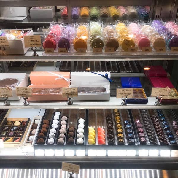 アシッドラシーヌ マカロン│ショコラストリート - チョコレートとスイーツの備忘録