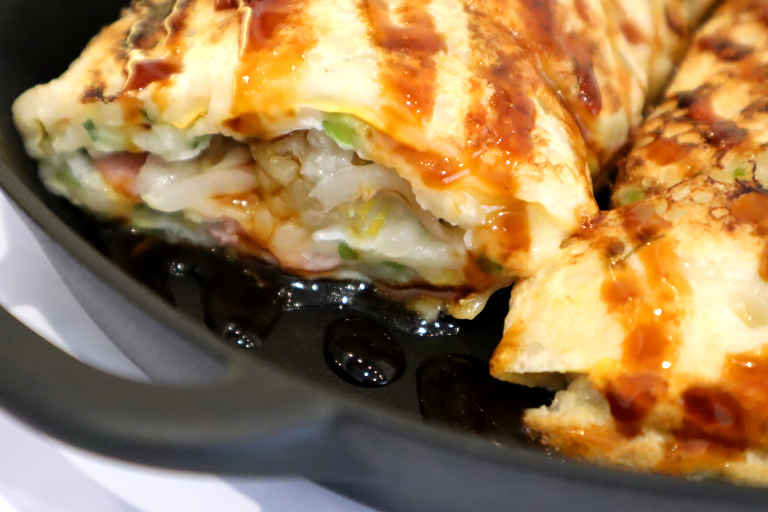 楽天市場 日清小麦粉１００％ 千層パイ 潼関千層餅 500g ５個入 YouTubeショートで出てくる中国バーガー！ : 本味主義