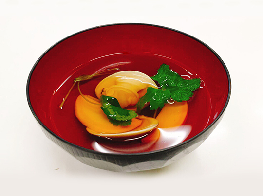 はまぐりのお吸い物の作り方♪白だしで簡単に出来てはまぐりもふっくらで美味しいです。ひな祭りやお祝い事、おもてなしにいかがでしょうか