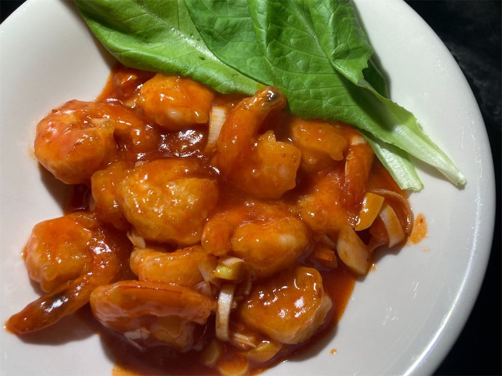 レタスの緑と紫キャベツコントラストが彩り鮮やかなサラダです。 サッと簡単に作れます。 ぜひお試しください。※ホームページがきちんと表示されないことが多々発生しております。都度復旧につとめておりますが改善に時間がかかる場合がございます。読者のみなさまには