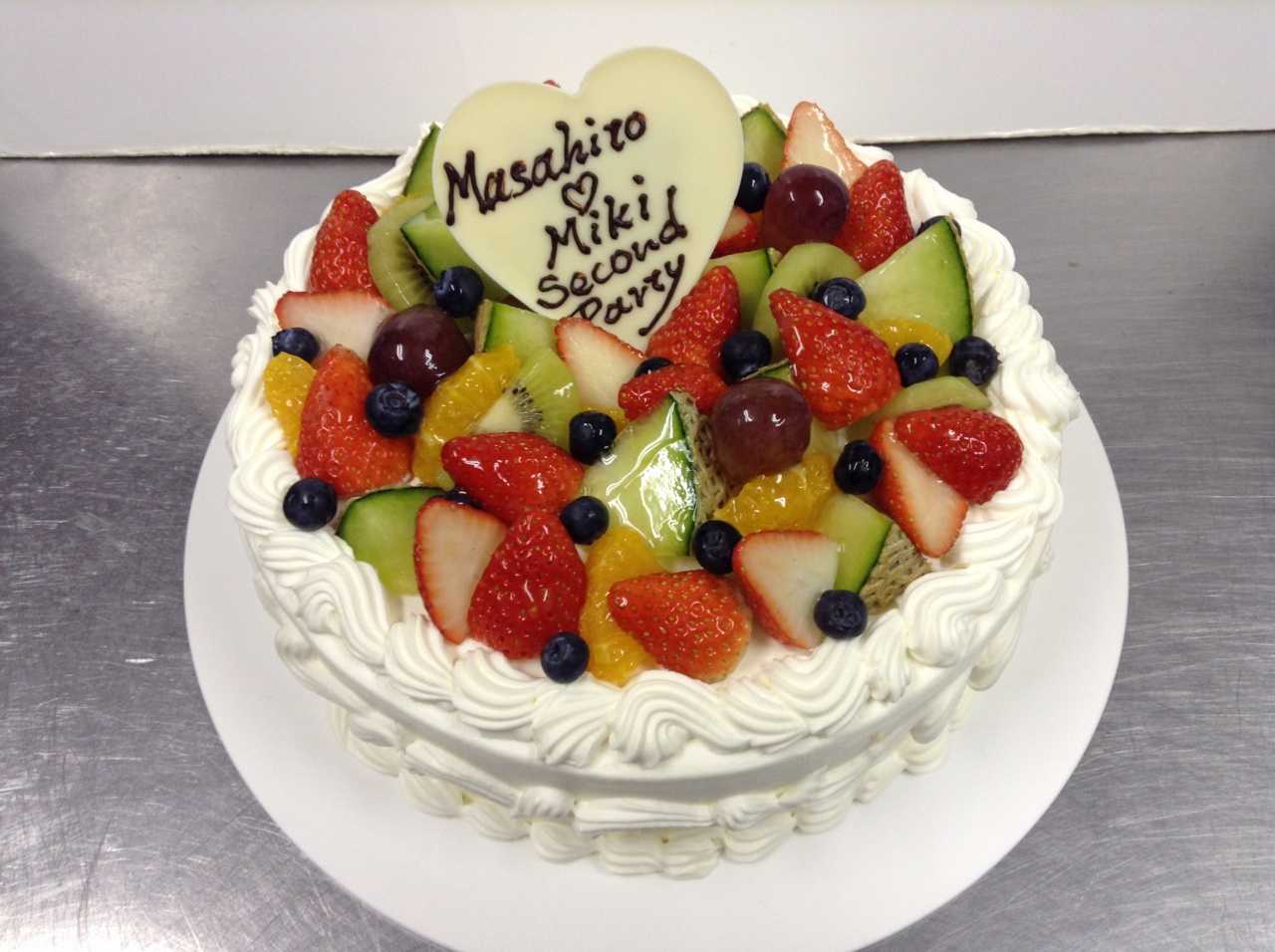 ウェディングケーキの種類について定番から人気デザインとは？ — HATSUNEYA GARDEN – ハツネヤガーデン