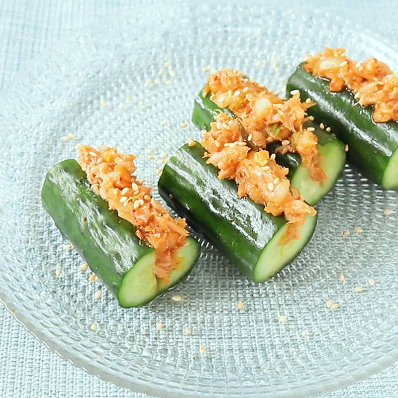 5分でできる♪きゅうりとアボカドのキムチーズ和え