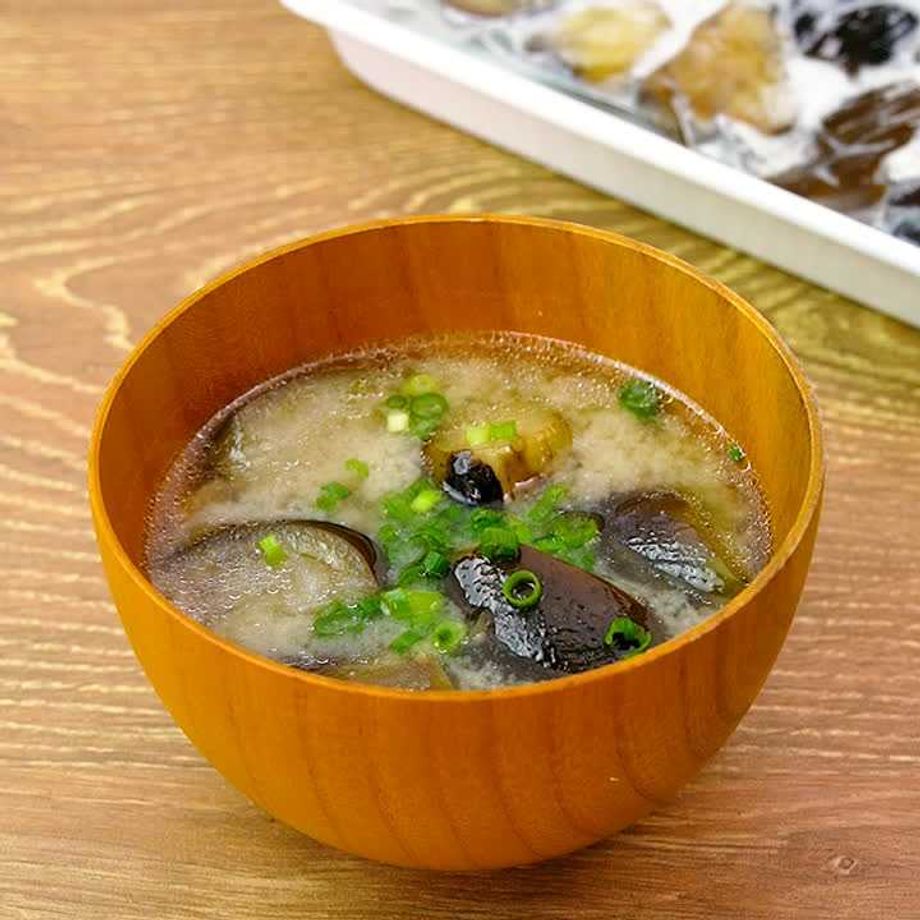 味噌汁におすすめのナスの切り方。変色を抑える方法も紹介 - Fily