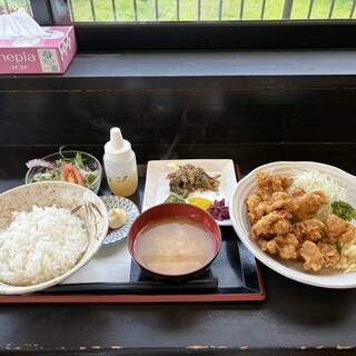 キッチン 赤いえんとつ - 川原湯温泉 食堂食べログ