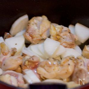 大根と鶏肉のスープ煮込み