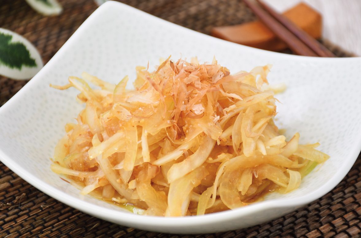 玉ねぎだけで簡単10分！玉ねぎのおかかバター炒めのレシピ