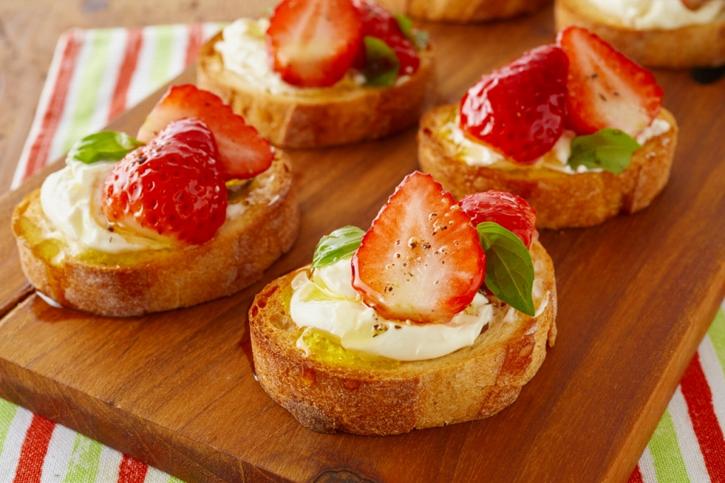 いちごのせクリームチーズトーストレシピJOYL - J-オイルミルズ