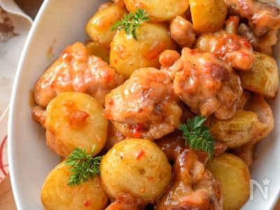 鶏肉とじゃがいものスイートチリあえ