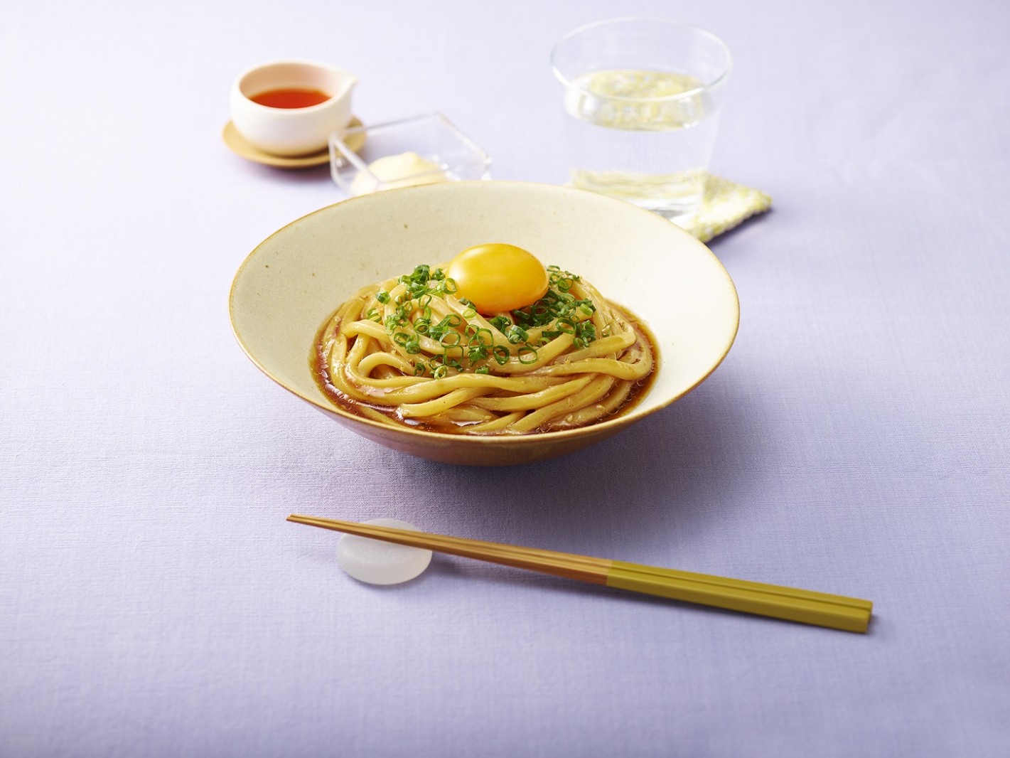 1食98円。混ぜるだけで鬼のようにウマい虚無塩うどんがマジでやめられない