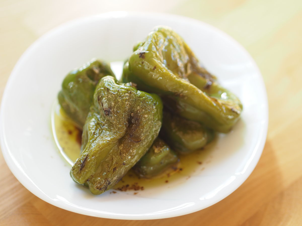 たたいて焼くだけで止まらない美味しさ！抗酸化パワー絶大のピーマンを丸ごと食べ尽くす