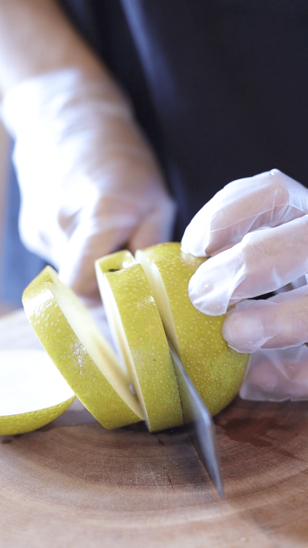 エコ楽美味しい！梨の切り方