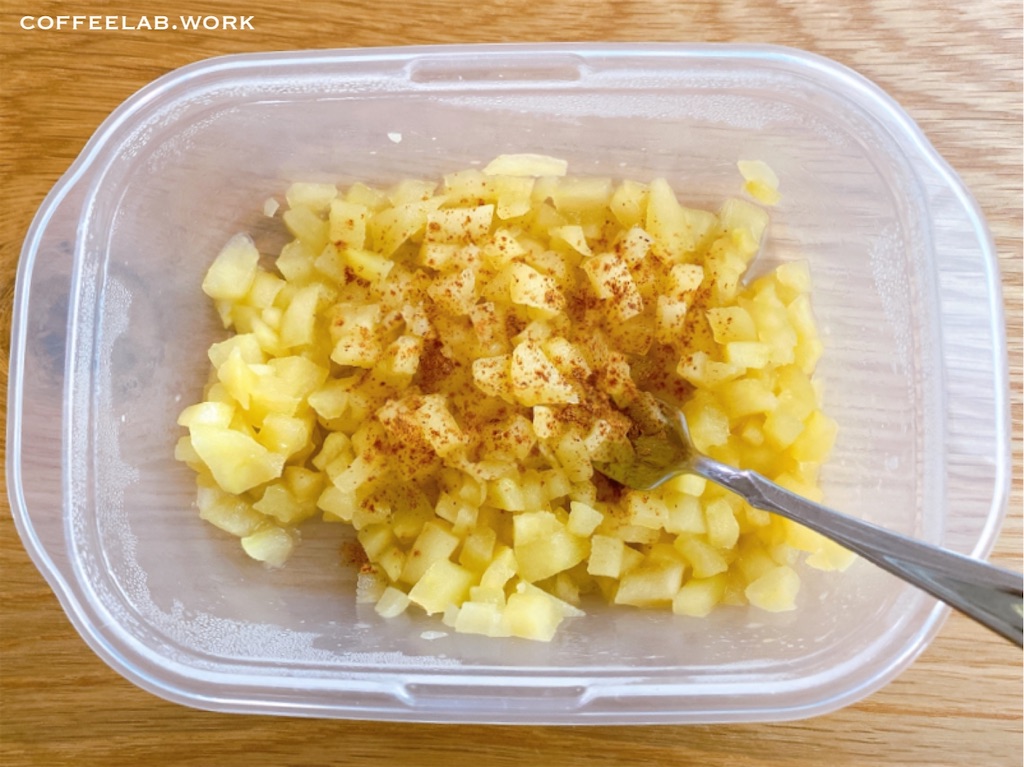 餃子の皮でつくるアップルパイ」がお手軽なのに美味しい◎ 餃子の皮とりんごジャムで作れちゃいますPouch ポーチ