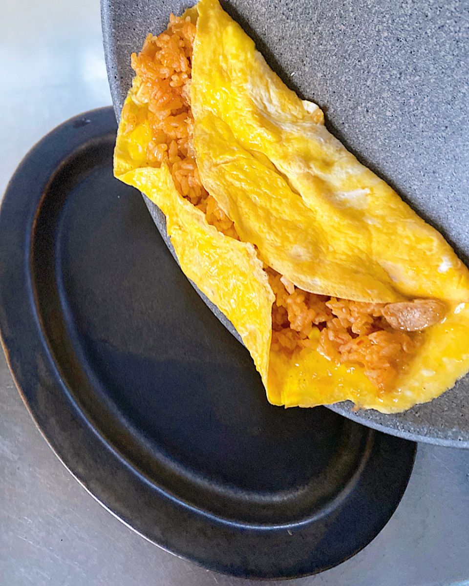 炊飯器で炊くだけでチキンライスが完成！ 業スー の簡単「炊き込みご飯の素 チキンライス」 ママリ- ライブドアニュース