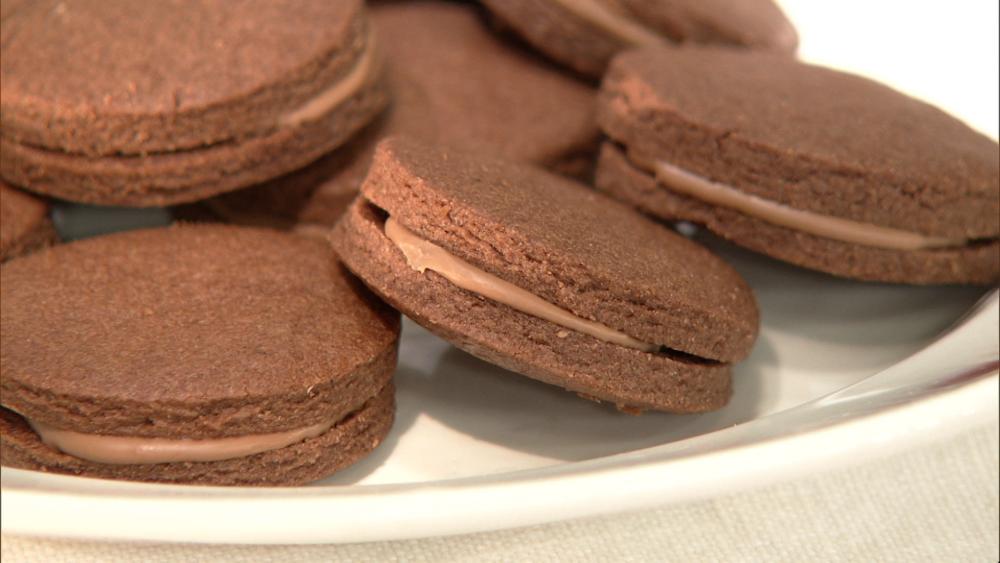 トースターでお菓子 材料3つ！バターサブレ 型抜きクッキー ＊手も台所もほぼ汚れない方法